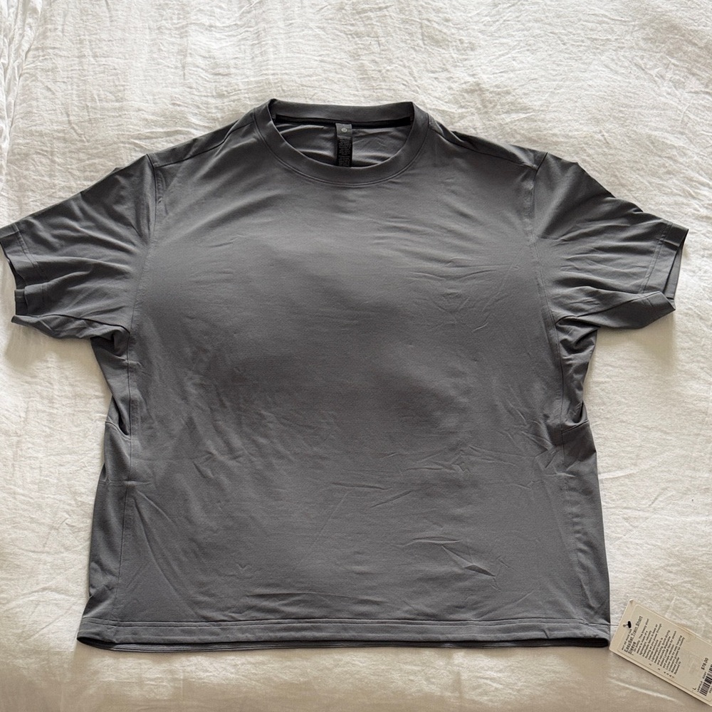 Lululemon EasySet Train Shirt